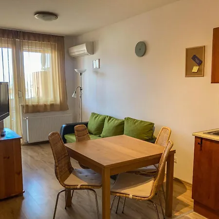 Plazs Wellnes * שיופוק