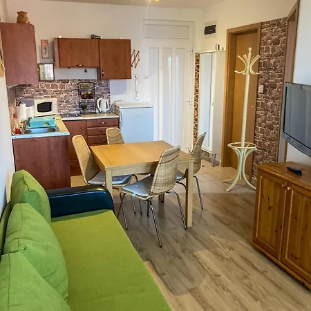 דירה Plazs Wellnes