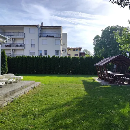 Plazs Wellnes * Siófok