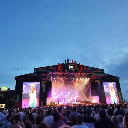 Plazs Wellnes Appartement *