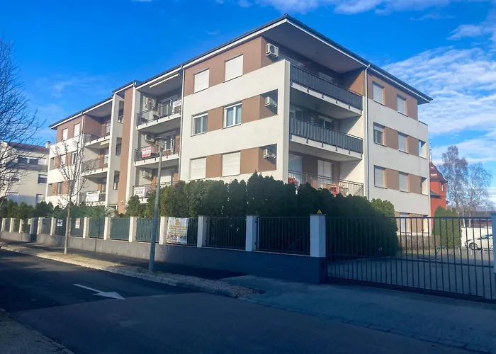 Plazs Wellnes * Siófok